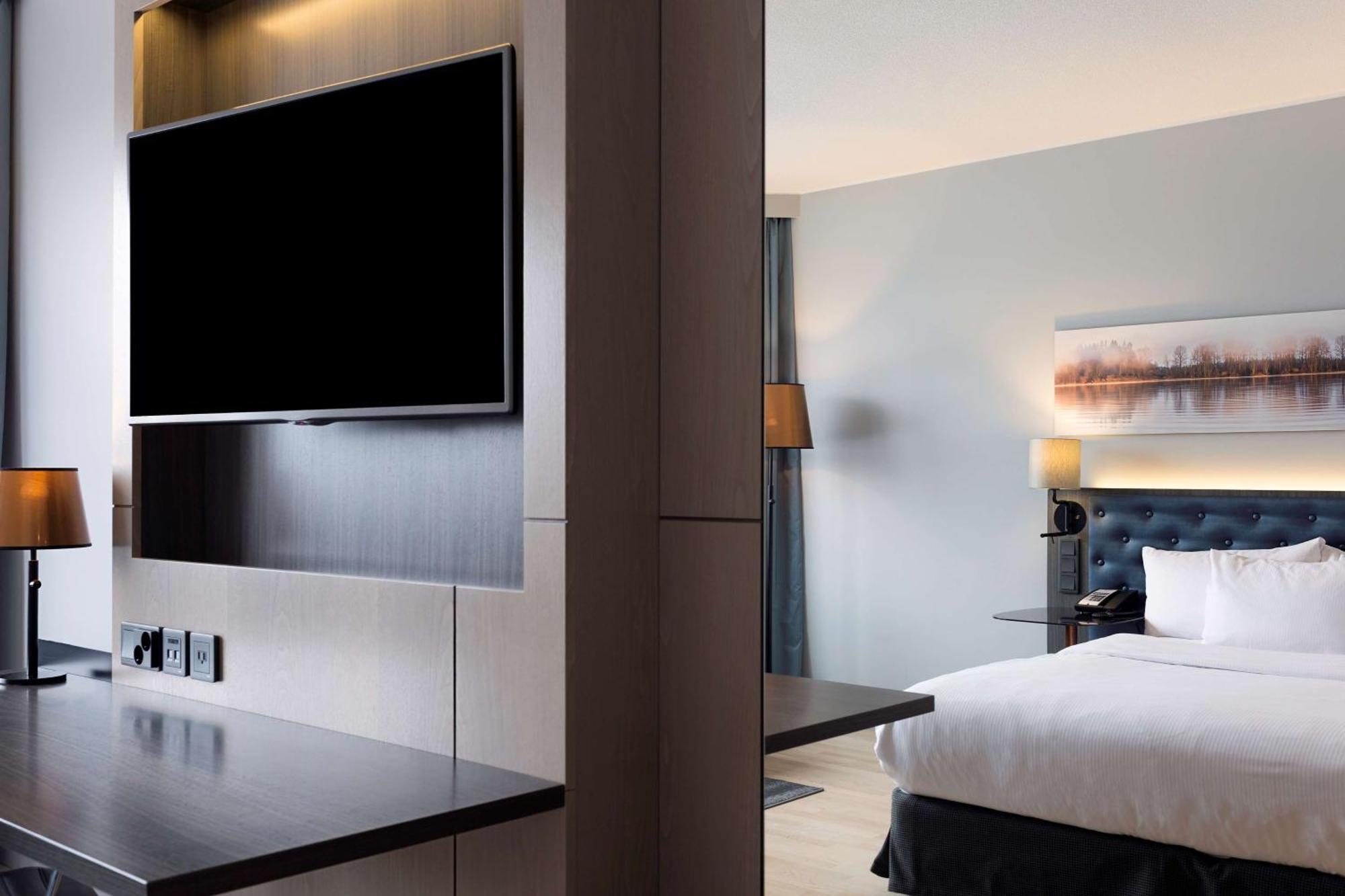 Hilton Helsinki Strand Exterior foto